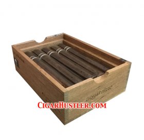 Aquitaine Slobberknocker Gran Figurado Cigar - Box