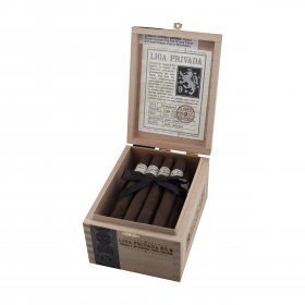 Liga Privada No. 9 Corona Viva Cigar - Box