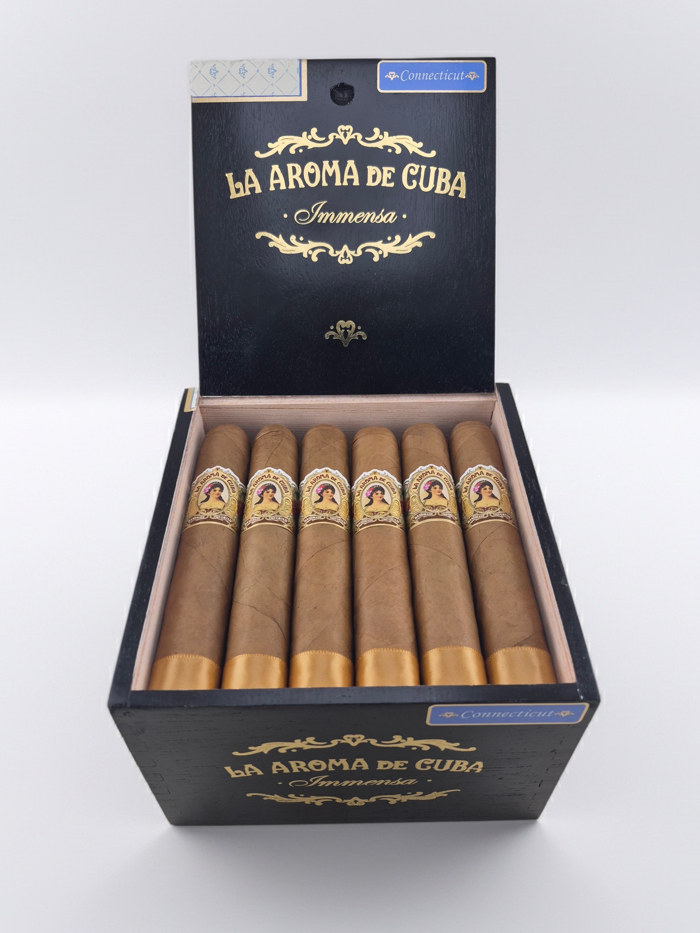 La Aroma De Cuba Connecticut Robusto
